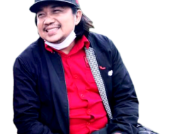 Gubernur tidak mau salah?