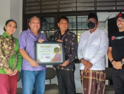 HBK Raih Anugerah Special Achievement Award dari Times Indonesia