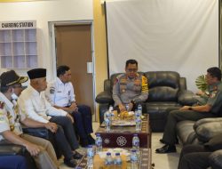Kapolda NTB bersama Danrem 162/WB Cek Penanganan Penyakit Mulut dan Kuku (PMK) Lembar