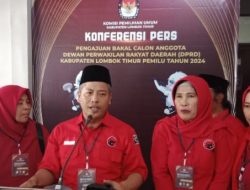 DPC PDIP Lotim Resmi Daftarkan Bacaleg ke KPU, Syukro: Kader Kami Solid dan Siap Ulangi Sejarah
