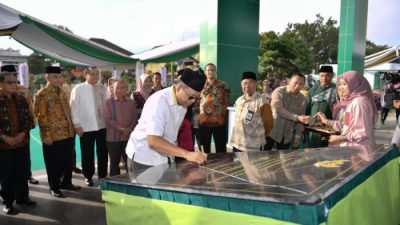 Bank NTB Syariah Gelar Tasyakuran dan Serah Terima Gedung Kantor Baru 