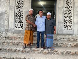 Ahmad Amrullah, Caleg PDIP dapil 2 Lombok Timur kembali ulurkan tangan beri sumbangan kaca untuk Jendela Masjid Nurul Yaqin Montong Cope