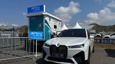 Komitmen Mendukung Perubahan Menuju Energi yang Bersih dan Berkelanjutan, PLN NTB Hadirkan SPKLU pada MotoGP Mandalika 2023