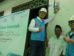 PLN Memperingati HLN ke-78 dengan Nyalakan Listrik Gratis untuk 234 Keluarga Kurang Mampu di NTB