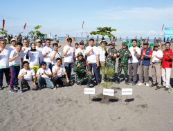 PLN UIP Nusra, Kodim 1606/Mataram dan Kelurahan Ampenan Selatan Berkolaborasi Lakukan Kegiatan Penanaman Pohon dan Membersihkan Pantai