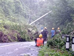 Akibat Banjir Bandang, PLN Gerak Cepat Pulihkan 100% Sistem Kelistrikan di Tambora