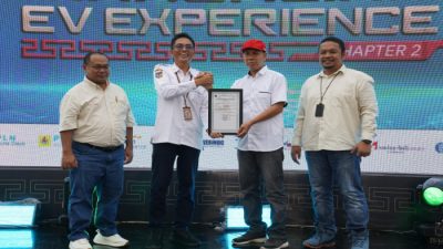 SMKN 3 Mataram Resmi Raih Sertifikat Bengkel Konversi Motor Listrik Pertama di Indonesia Timur