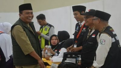 Jamaah Haji Kloter 6 NTB Berangkat, Kemenag Tekankan Pentingnya Komunikasi
