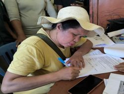 Proyek SUTT 70 kV Flores-Labuan Bajo, Warga Golo Bilas Terima Pembayaran Kompensasi