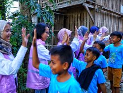 Srikandi PLN UIW NTB Rayakan Hari Anak Nasional dengan Edukasi di Eco School Nusantara