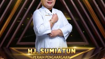 Pemimpin Daerah Awards Kategori Tokoh Daerah Perempuan Inspiratif Diterima Hj. Sumiatun