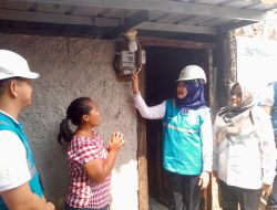 PLN Terangi Nusantara: Program Light Up The Dream Bawa Harapan Baru untuk 3.725 Keluarga Tak Berdaya