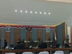 Kehadiran Nama Aherudin Sidik di SK AKD DPRD KSB Disoal, Sidang Paripurna Tertunda