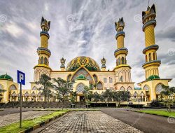 Rp 14 Miliar Terancam Sia-Sia? Proyek Perbaikan Masjid Hubbul Wathan Molor, Kontraktor Kena Denda Miliaran