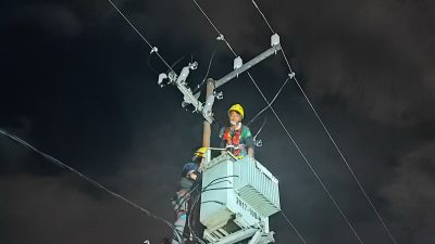 Cuaca Ekstrem Lumpuhkan Listrik di Lombok, PLN Kerahkan Tim Siaga 24 Jam
