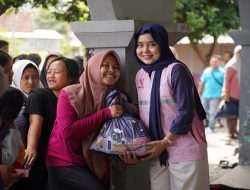 Cahaya Harapan di Kampung Nelayan: Srikandi PLN dan RS Siloam Edukasi Kanker Payudara, Berbagi Kebahagiaan Ramadhan