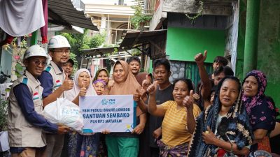 PLN dan Mahasiswa Bergerak di Tengah Genangan: Banjir Tak Halangi Misi Kemanusiaan di Mataram