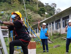 PLN Hadirkan Listrik Surya ke 8 Sekolah Terpencil Sumbawa, Pendidikan Kini Tak Lagi dalam Gelap