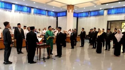 Bupati Lombok Barat Lakukan Penataan Besar Birokrasi, Mutasi 17 Pejabat Eselon II Berbasis Job Fit