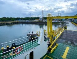 Lonjakan Penyeberangan Kayangan-Pototano Capai Dua Digit, ASDP Perkuat Posko dan Pengamanan Jelang Tahun Baru