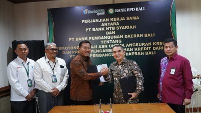 Sesuai Aturan SIPD, BPD Bali Serahkan Portofolio Pembiayaan ASN ke Bank NTB Syariah