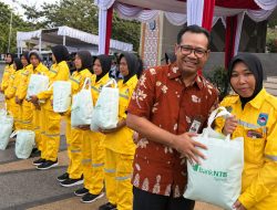 Kartini Hidup di Jalanan Kota, Bank NTB Syariah Angkat Peran Perempuan “Pasukan Kuning”