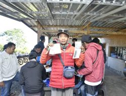 Ojek Wisata Rinjani Mulai Go Digital, 34 Pelaku Kandang Sapi Gunakan QRIS Bank NTB Syariah