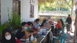 Bakti Sosial Fakultas Kedokteran Unram, Warga Perampuan Nikmati Pemeriksaan Kesehatan Gratis